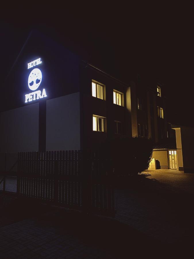 Hotel Petra Hrabusice Exterior photo